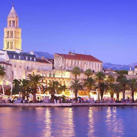 Apartment Maja Split